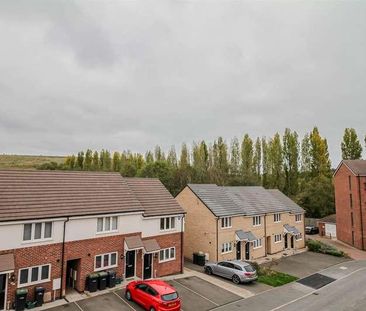 Renshaw Drive, Gedling, Nottingham, NG4 - Photo 5
