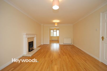 4 bed detached house to rent in Sophia Way, Bradwell, Newcastle - Photo 2