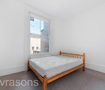 4 bedroom flat to rent - Photo 6