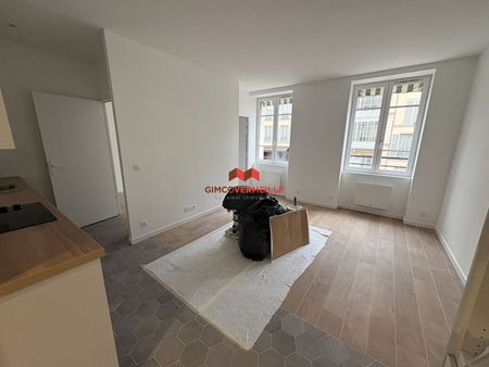 Location Appartement 3 pièces 49m² - Photo 2