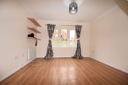 2 bedroom terraced house to rent - Photo 2