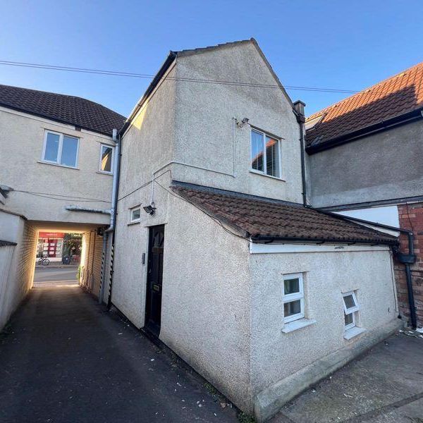 1 bedroom flat to rent - Photo 1