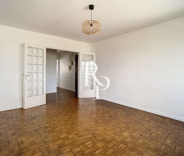 T3 de 75,06 m² avec balcon et parking, - Photo 1