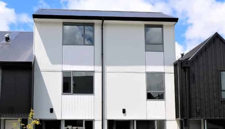 3 Bedroom Townhouse in Petone - Photo 5