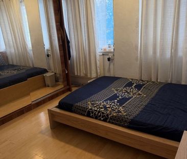Room in a Shared House, Beehive Court, IG1 - Photo 1