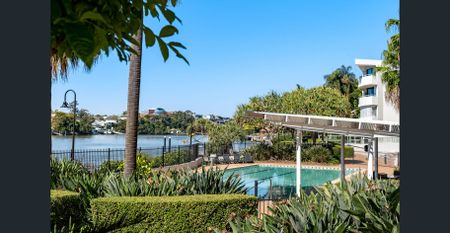 New Farm Riverfront with 160-degree private views. - Photo 2