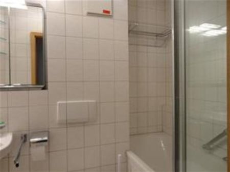 Helles, möbliertes City-Apartment inkl. EBK und Balkon in München - Photo 5