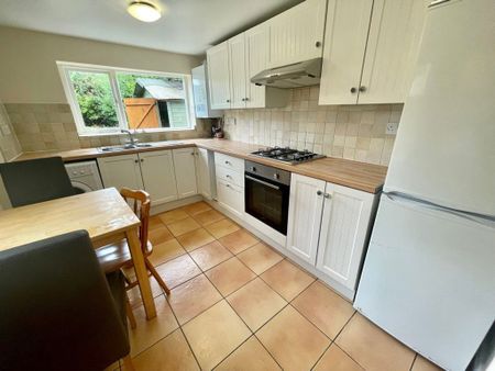 CARDIGAN ROAD, WINTON (P01391) - Photo 2