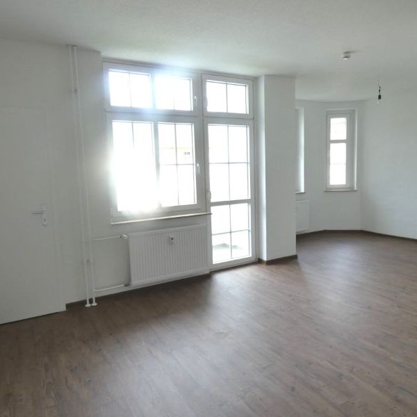 *** Modernisierte 2-Zi-Altbauwohnung im beliebten Luisenhof! Küchenübernahme möglich *** - Foto 1