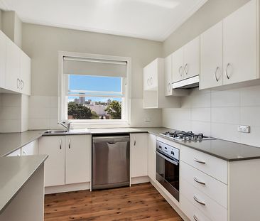 18/164 Bellevue Hill Road, Bellevue Hill NSW 2023 - Apartment For R... - Photo 1