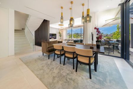 4 bedroom luxury Villa for rent in Marbella, Andalusia - Photo 4