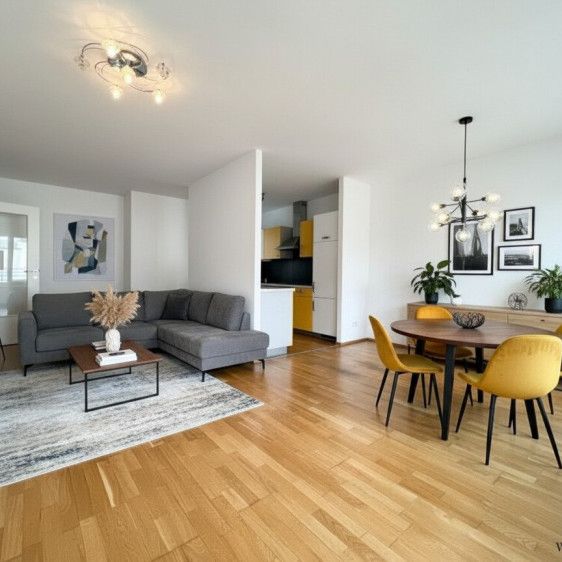 Moderne 3-Zimmer-Wohnung mit Loggia zum ruhigen Innenhof – Nähe Karmelitermarkt - Foto 1