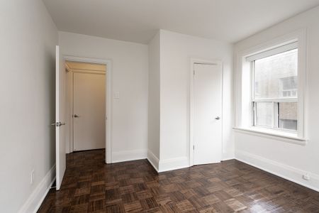 110 Wellesley Street East - Photo 5