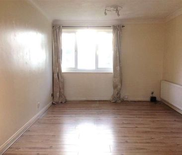 Kennet Close, Riverdene, Basingstoke, Hampshire, RG21 - Photo 3