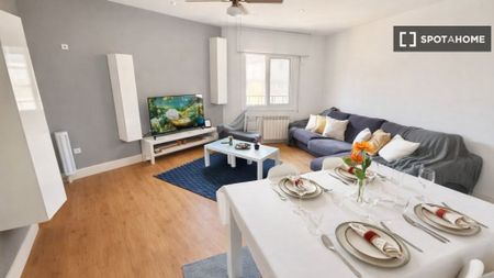 2 room luxury Flat for rent in Barcelona, Catalonia - Photo 4