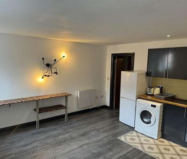 Town Hill, Warrington, WA1 - Photo 1