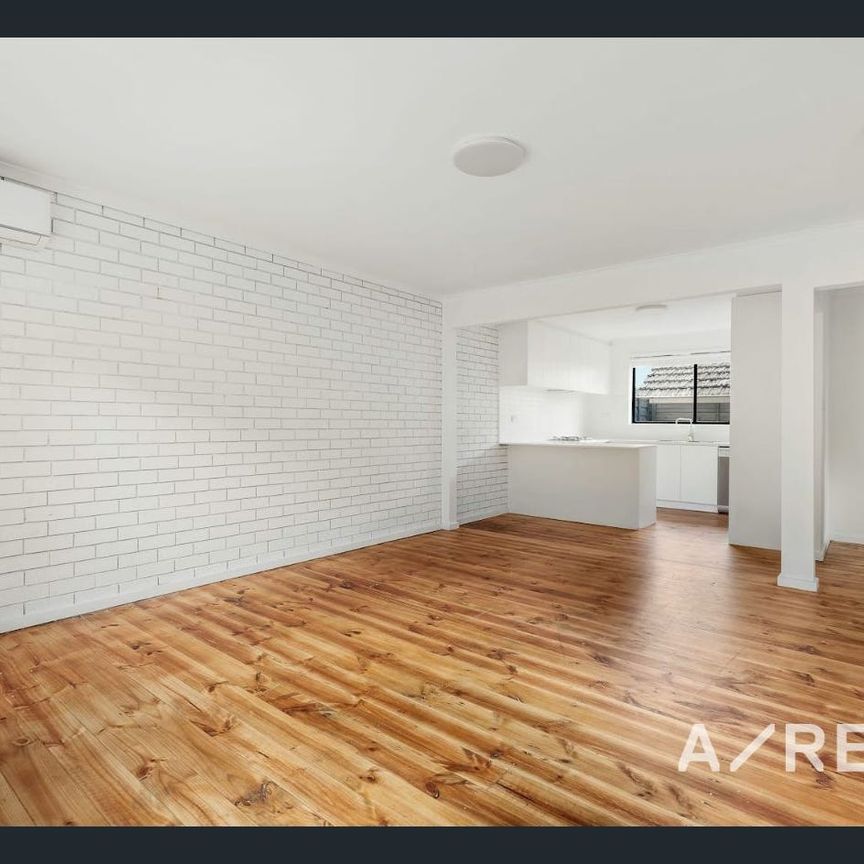 Modern Living in the Heart of Reservoir - Photo 1