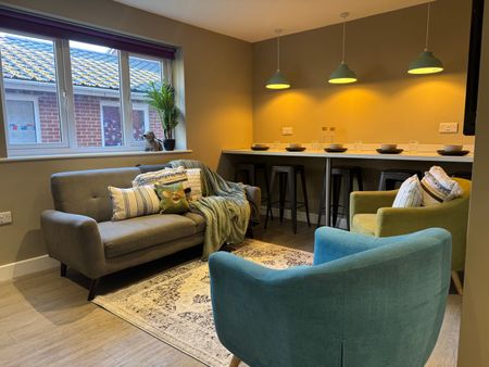 Fletcher Road, NG9 2WN, NOTTINGHAM - Photo 2