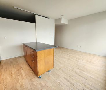 383 Cumberland Street - 802 - Photo 1