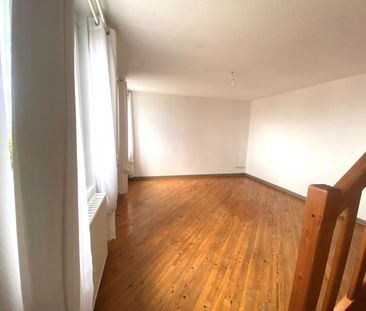 Location Appartement 3 pièces 60m² ROMANS SUR ISERE 26100 - Photo 3