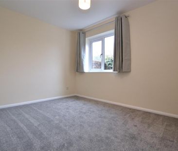 2 bedroom maisonette to rent - Photo 6