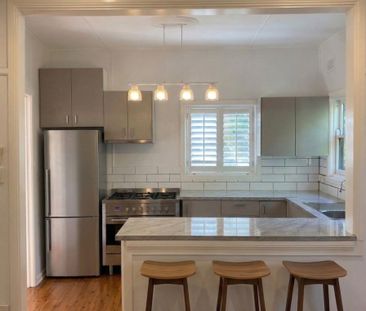 Charming Single-Storey Cottage - Photo 5