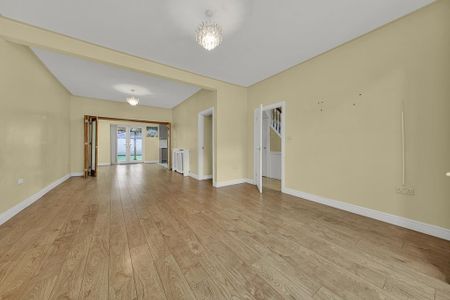 3 bedroom terraced house to rent - Photo 2