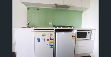 Budget student accommodation for 1 person only next to Box Hill Institute - Photo 2