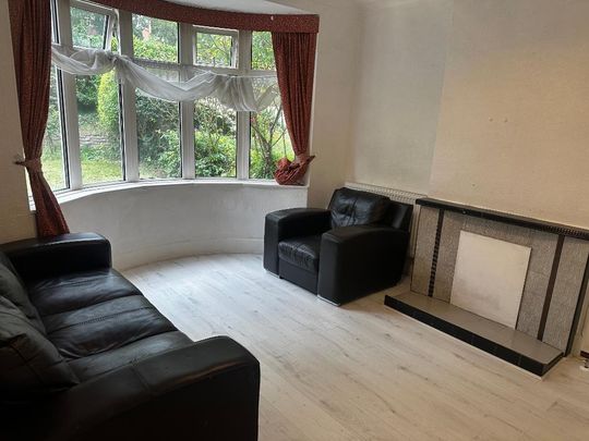 3 bedroom semi-detached house to rent - Photo 1