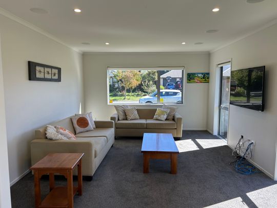 Three Bedroom Home - Photo 1