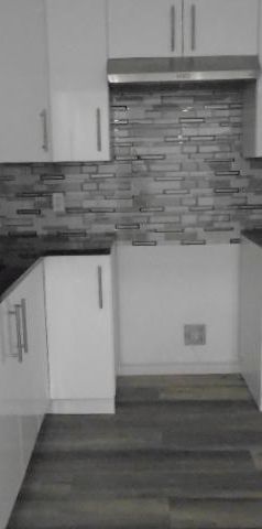 4 ½ rue Drapeau RÉNOVÉ Montréal LIBRE - Photo 1