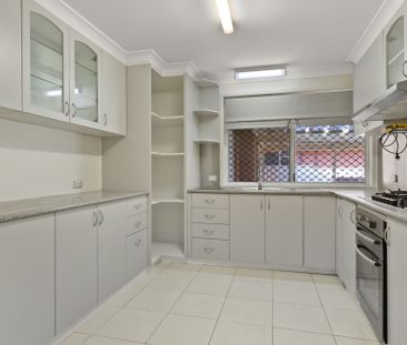 Spacious Four-Bedroom Home in a Quiet, Convenient Location - Photo 3