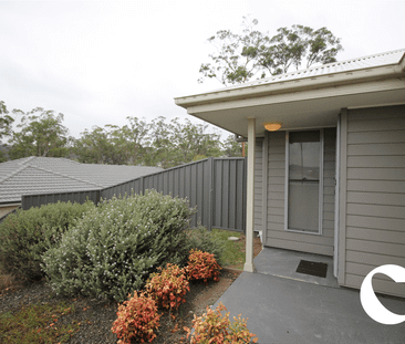 Stylish Duplex In A Quiet Cul-De-Sac - Photo 6