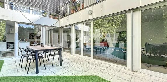 Charming ground floor apartment in Pâquis - Photo 2