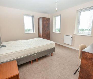 2 bedroom flat to rent - Photo 3