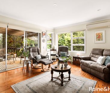 Well presented spacious home - Photo 2