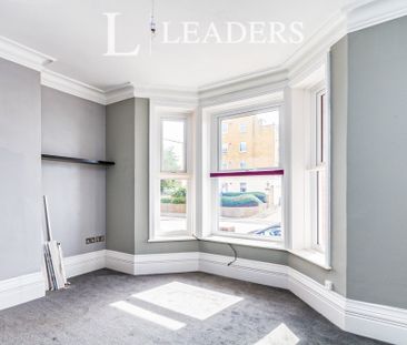 1 bedroom apartment to rent South Terrace, Littlehampton, BN17 - Photo 3