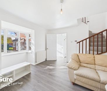 2 bedroom end of terrace house to rent - Photo 4