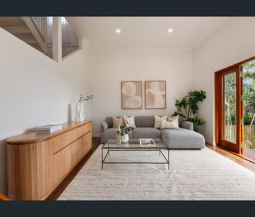 Stunning renovated Queenslander - Photo 3