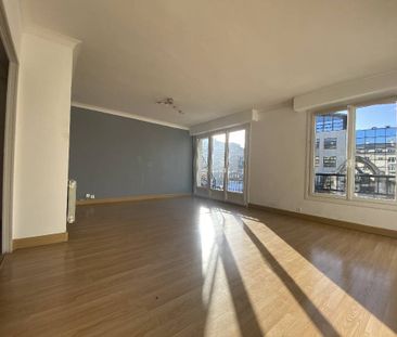 Location Appartement 3 pièces 77m² ROUEN 76000 - Photo 3