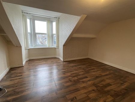 3 bedroom apartment to rent - Photo 5