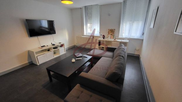 Location Appartement 4 pièces 87m² CROIX 59170 - Photo 1
