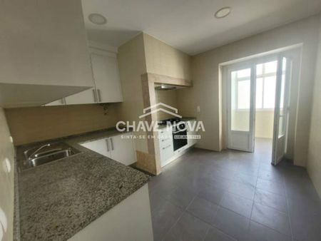 Apartamento T3 em Lisboa - Photo 3