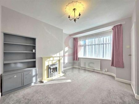 Roseway, Rushey Mead, Leicester, LE4 - Photo 2