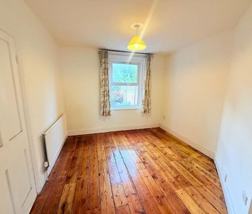 2 bedroom end of terrace house to rent - Photo 6
