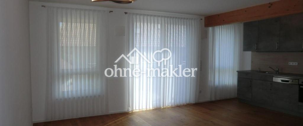 sonnige Wohnung mit großem Balkon / Terrasse - Foto 1