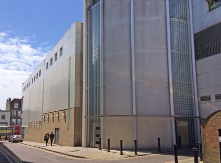 2 Bed Penthouse, Portland Street, BN1 - Photo 5