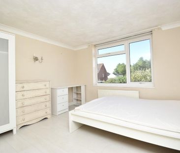 4 bedroom detached house to rent - Photo 6