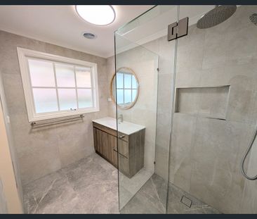 Modern Family Home! - Photo 3