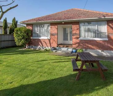 Charming 3 bedrooms property in Northcote - Photo 4